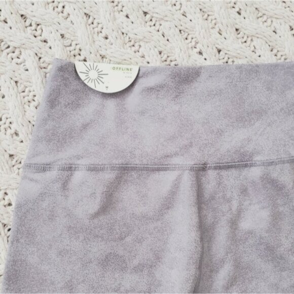 NWT AERIE Coated Faux Leather Light Mauve Limited Edition Leggings- M - Picture 4 of 8